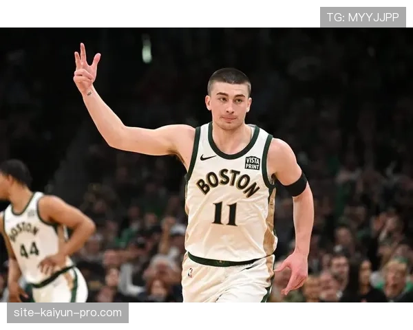 佩顿·普里查德三分高效出手提升球队无球进攻效率