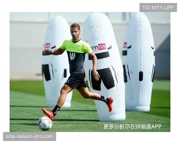 多特蒙德高开低走表现波动明显，阶段性崩盘节奏对赛季走势形成制约