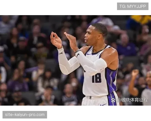 篮球规则解析：什么是防守犯规？该怎么吹罚？